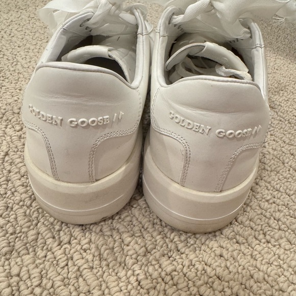 Golden Goose Pure White Sneakers - Picture 4 of 5